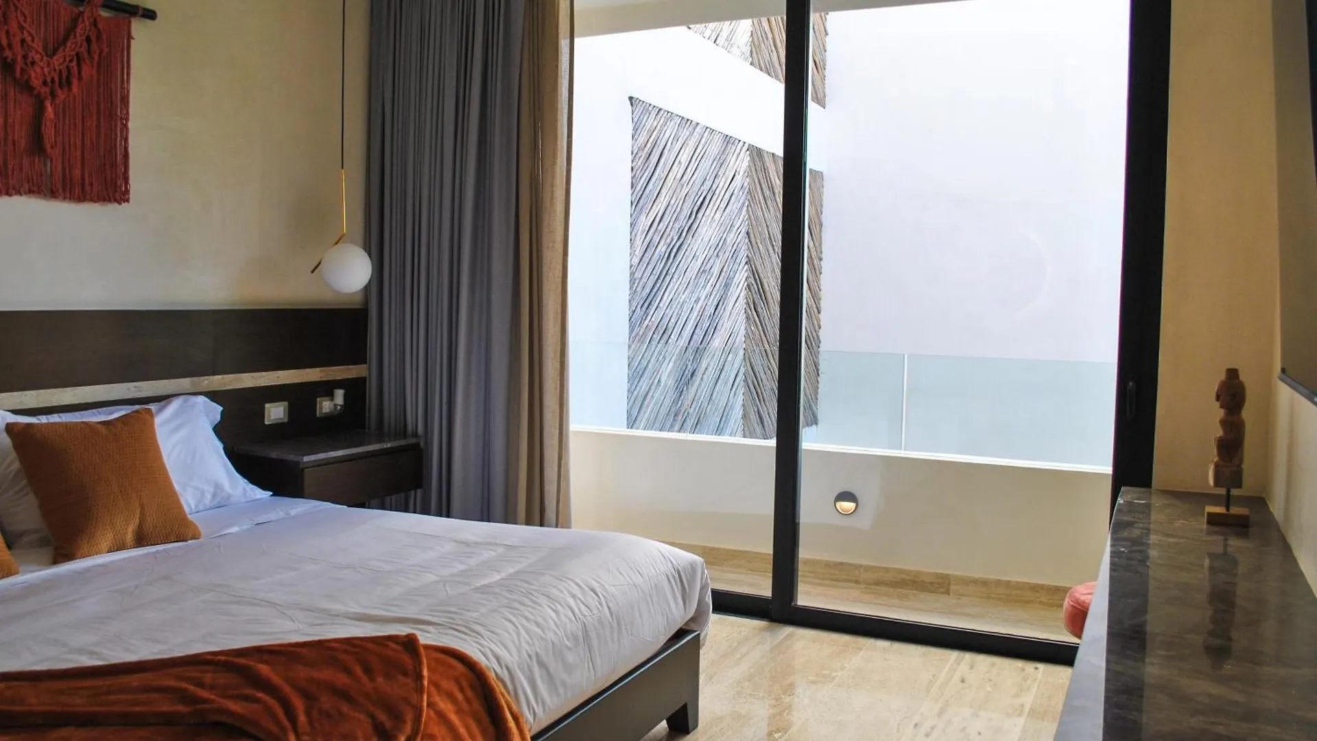 New Maria Tulum 2 Bedroom Condo With Rooftop Pool 0*,  Mexico